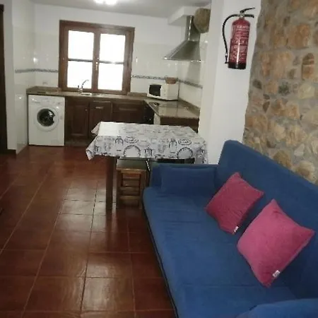 El Nozalon Picos De Europa * Poo (Cabrales)